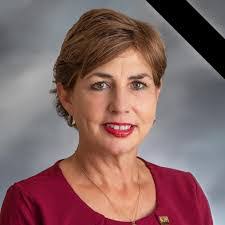 Lori Doering's Instagram, Twitter & Facebook