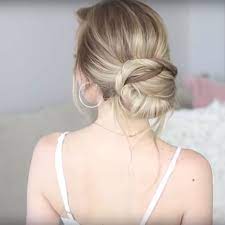 Voici 20 inspirations quelle que soit votre robe !… modifié le 8 septembre 2020 à 18:37. 7 Tutos Coiffures Pour Un Mariage Elle