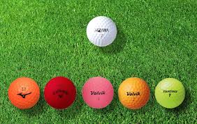 Callaway(キャロウェイ) ゴルフボール ercボール 1ダース(12個入り) 2019年モデル 5つ星のうち 4.3 273 51個の商品： ￥3,445 から ã‚´ãƒ«ãƒ•ã§ ä¸€ç•ªè¦‹ãˆã‚„ã™ã„ ç„¡ãã—ã«ãã„ ãŠã™ã™ã‚ã®ã‚«ãƒ©ãƒ¼ãƒœãƒ¼ãƒ«7è‰²18ç¨®é¡žã‚'ç´¹ä»‹