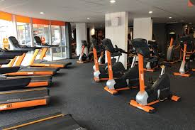 Enter your weight and other statistics and track your progress; Basic Fit Gym Basic Fit Denderleeuw Spoorweglaan