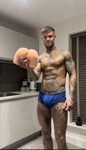 TW Pornstars - Ellis Lacy. Twitter. Is it cheating if I pump this? 😏  @BestvibeToys. 7:20 PM - 16 Feb 2023