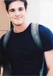 Echo Thompson (echothompson923)