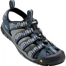 Keen believes in living a hybrid life, which means being part of a greater community that is full of people who create be the first to review keen women's clearwater cnx sandal cancel reply. Keen Clearwater Cnx M Sportisimo Com