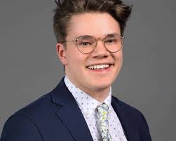 Meet Harry Meddings, a Mexico Level Operator and a member of the  President's Club, School: Queen's Revenue: $119,504.00 What was the hardest  lesson that you learned? "The easy route option is the