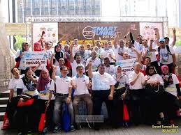 A lot of money, for sure. Pengalaman Berlari Di Smart Tunnel Run 2017