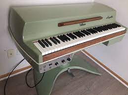 Fender Rhodes Student Piano 1969 Green Rare Reverb Piano Instrument De Musique Clavier Gamer