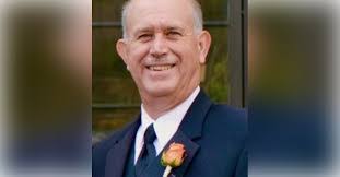 Michael Searing's Instagram, Twitter & Facebook