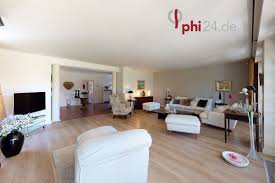 Zur wohnung gehört ein geräumiges wohnzimmer, die küche mit ausreichend platz für eine essgarnitur, ein bad und drei schlafzimmer. Phi Aachen Stilvoller Wohntraum In Guter Lage Von Ubach Palenberg Immobilienmakler Aachen Immobilien Kaufen Haus Verkaufen