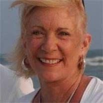 Lisa Couch's Instagram, Twitter & Facebook