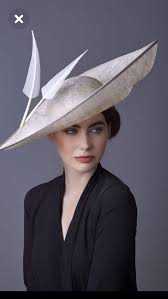 Ladies' day, on the third day of royal ascot, is one of the biggest events in the british fashion calendar with many women braving daring millinery and flamboyant dresses. Hats For Ascot Hats For The Races Mother Of The Bride Hats Bighats Millinery Royalascot Hats Ladies Day Outfits Royal Ascot Hats Race Day Hats
