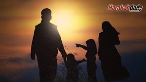 Maybe you would like to learn more about one of these? Anakku Ibu Ayahmu Adalah Syurga Dan Nerakamu