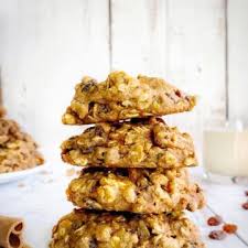 2 in large bowl combine and whisk together dry ingredients. Vegan Oatmeal Raisin Cookies Healthy Easy Oil Free No Sweat Vegan