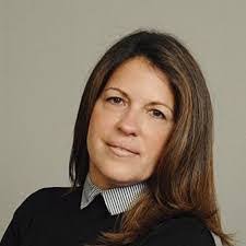 Laura Panetta's Instagram, Twitter & Facebook