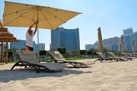 Things to do near soul beach saadiyat island. Corniche Beach Abu Dhabi Emic