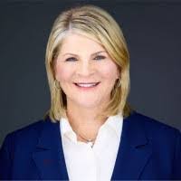 Amanda Lasky's Instagram, Twitter & Facebook