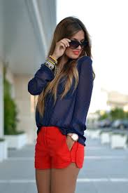 Tractr is a dynamic new york based apparel company specializing in denim. How To Style Red Shorts Best 15 Eye Catching Outfit Ideas For Women Fmag Com