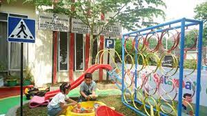 Guru & pendidikan untuk masa depan yang lebih baik. Ada Taman Bermain Bari Di Salaman Mloyo Semarang Gratis Tribun Jateng