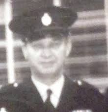 AUDIO: Urmston war veteran, 91, becomes the oldest singer in town