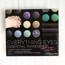 everything eyes essential makeup kit