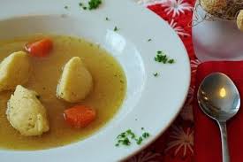 Griessnockerl Suppe Rezept Griessnockerln Nockerl Knodel Fur Suppe