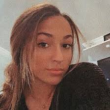 Abby Spence (abigailspence_)