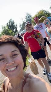 Tara Hooker's Instagram, Twitter & Facebook