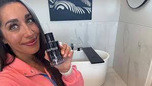 Amazon.com: CHRISTIAN DIOR Sauvage 男士淡香水噴霧,7 盎司(約192.8 克) : 美容與個人護理