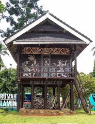 Rumah adat bangka belitung rakit limas. Rumah Adat Lamin Gambar Sense