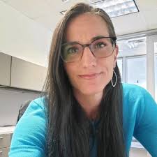 That feeling when life is absolutely amazing and beautiful and everything  goes better than you imagined and HOW THE HECK are you going to fit all  this gratitude in the overhead bin