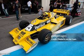 Image result for Grapefruit Yellow 1977 Renault
