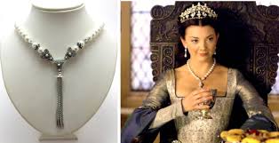 Anne boleyn b necklace, anne boleyn jewelry, anne boleyn necklace. Anne Boleyn Replica Tassel Necklace The Tudors Historical Etsy Anne Boleyn Tassel Necklace Medieval Jewelry