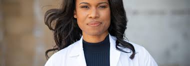 Podcast Marketing Coach: Podcast Coaching With Danielle Desir Corbett