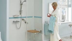 5 conseils d'aménagement d'une salle de bain en fonction de la taille de la pièce. Senior 10 Trucs Et Astuces Pour Amenager Sa Salle De Bains