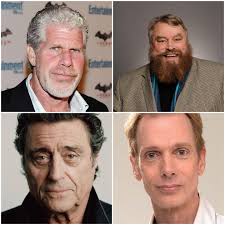 Trivia: När Guillermo del Toro skulle regissera "The Hobbit" ville han ha  Ron Perlman som Beorn (efter att ursprungligen ansett honom vara Smaug);  Brian Blessed som Thorin; Ian McShane som en av