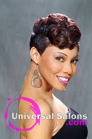 Melissa Green's Cinnamon Roll Short Hairstyle and Hair Color