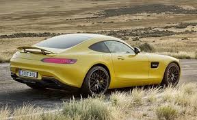With a top speed of of 310 km/h and acceleration from 0 to 100 km/h in 3.8 seconds, it combines impressive performance with leisurely cruising. Top Gear 2016 Mercedes Benz Amg Gt And Gts Topthingz