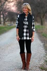 Black And White Flannel Outfit Women Neutral Styles Plaid Shirt Outfits Vest Outfits For Women Black Vest Outfit