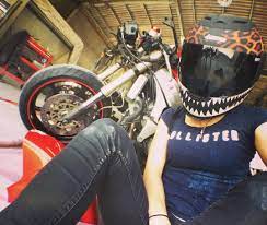 seirrさんはinstagramを利用しています 2週間バイクに乗れてない 窒息死しそう 笑 日曜日こそ moto bike honda cbr1000rr rvf dainese bikergirl horse bikelife bikes girls bike gear bike