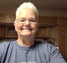 Anna Applewhite's Instagram, Twitter & Facebook