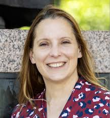 Lyndsey Jenkins's Instagram, Twitter & Facebook