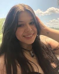 Kaylee Leon's Instagram, Twitter & Facebook