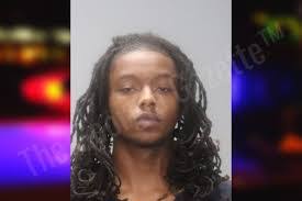 Marilyn Luttrell's Instagram, Twitter & Facebook