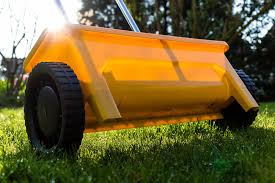 Howto install sod here are all the details on laying a. Recommendations On Care And The Best Time To Fertilize Lawn In Florida