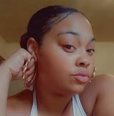 Please help us find Michaelle and bring her home sadly.!!! 🙏 She's a mom  of 4 beautiful babies 🙁🫶