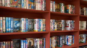 그 시절, 우리의 외로움을 달래줬던 그것들② - 2000년부터 오늘까지 - 임볼든(IMBOLDN)