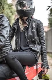 All Black Moto Rider Street Style Mizustyle Biker Girl Outfits Biker Outfit Fitted Biker Jacket