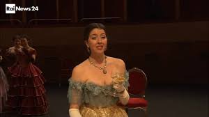 Programa de radio emitido por radio 3 am 780 lrf 210. Con Martone Traviata E Film E Teatro Dell Opera Un Set Il Soprano Oropesa Che Emozione Il Cinema Video Rai News