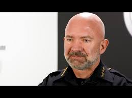 Living Church Pastor Truston Baba talkes to MPD Police Chief Tracy Aaron