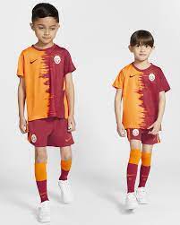 As turkey's biggest club, it is no surprise that demand for galatasaray merchandise and clothing is high. Galatasaray 2020 21 Home Kids Football Kit Nike Au