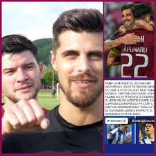 If Henry Cavill was young Robert Baratheon. "Gods I was strong then!" (Via  Reddit:  https://www.reddit.com/r/freefolk/comments/ejbfkh/i_do_love_the_idea_of_hc_as_rhaegar_but_ive/)